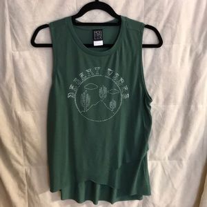 Modern Lux Graphic Tank Hi-lo